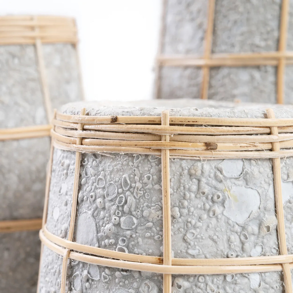 Le vase mignon - Béton naturel - M