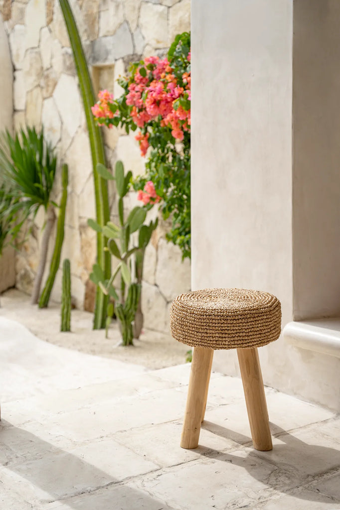 Le tabouret en raphia - Naturel